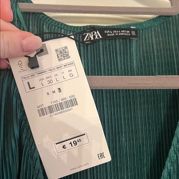 Zara Emerald Pleated Blouse with Waist Tie - Picture 2 of 4